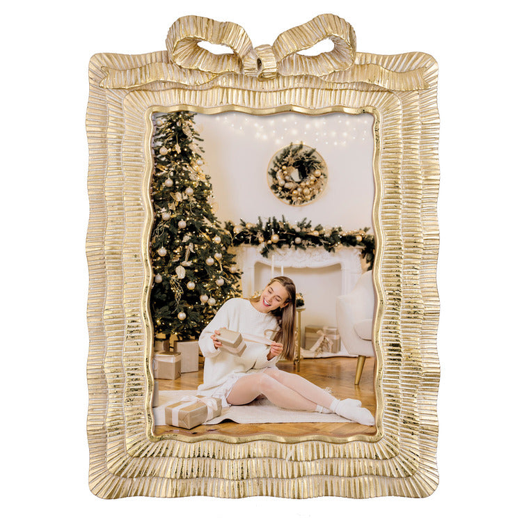PORTAFOTO FIOCCO RETTANGOLARE GRANDE IN PASTA DI CERAMICA ORO (13x18cm)