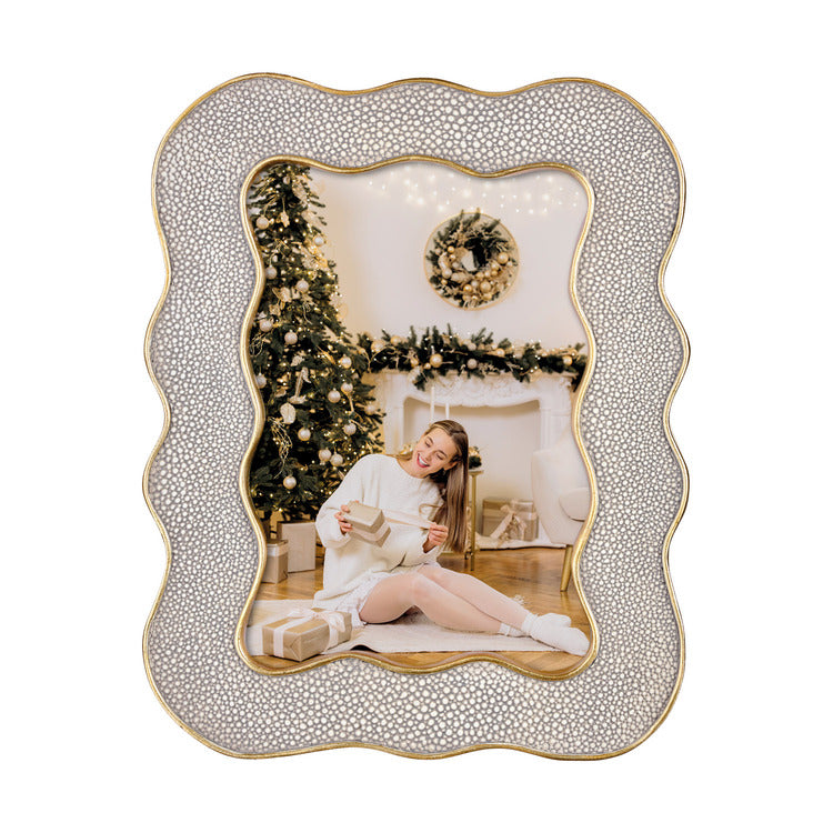 PORTAFOTO ONDA RETTANGOLARE GRANDE IN PASTA DI CERAMICA ORO (13x18h)