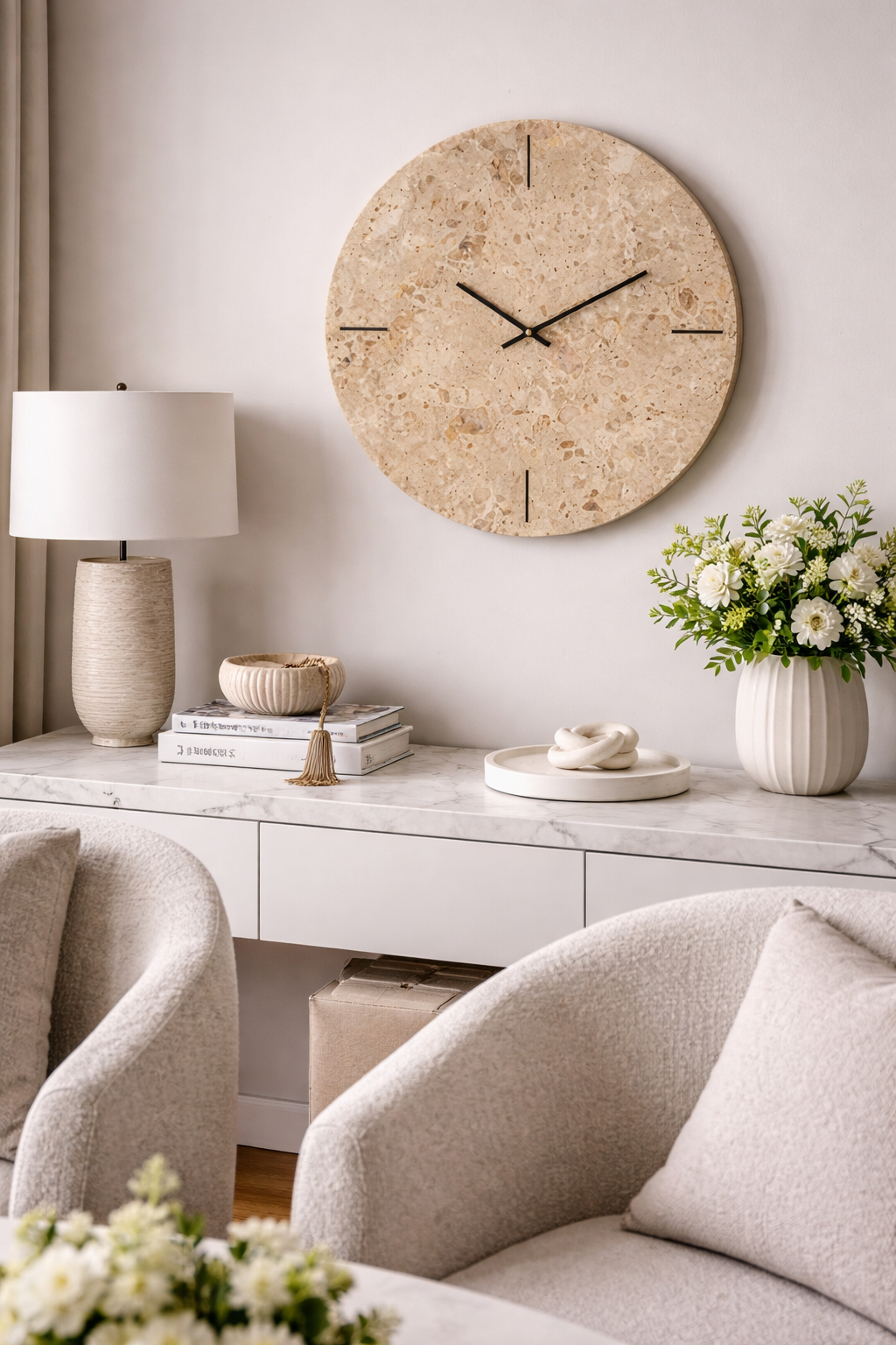 Orologio in marmo da parete