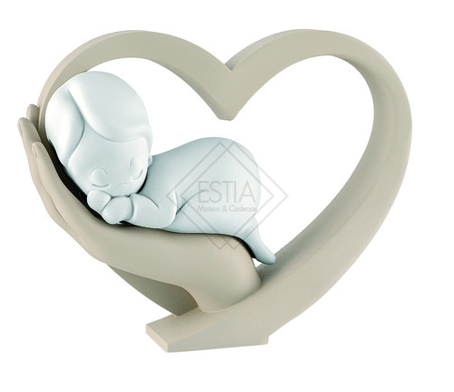 MANO CON BIMBO IN CUORE STILIZZATO IN MARMORINO NOCCIOLA (13x11cm)